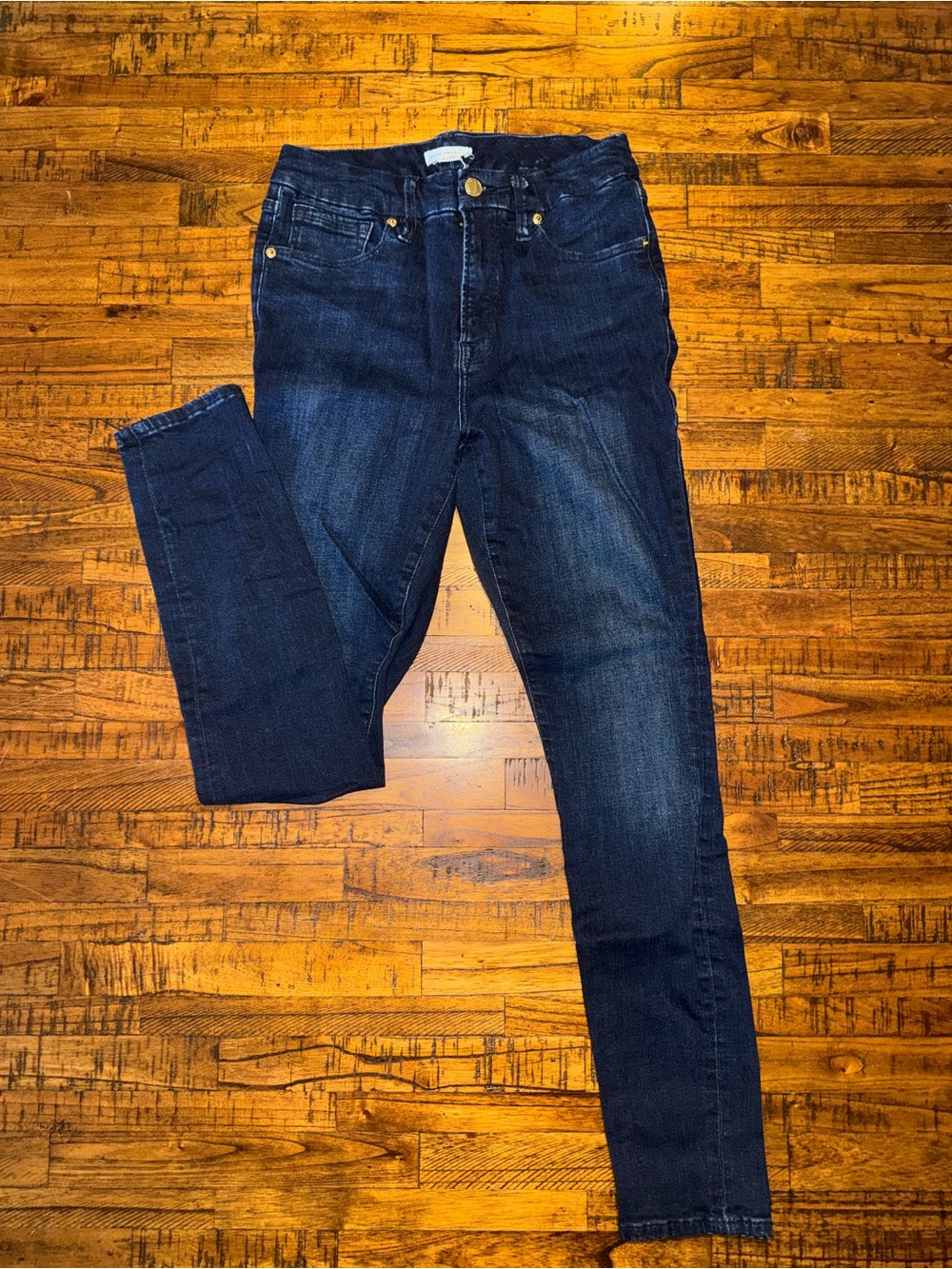 Good American Skinny Jeans in Dark Blue Wash - Size 29/8